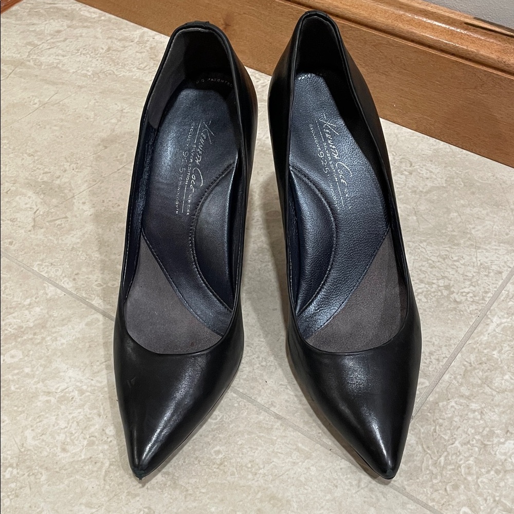 Kenneth Cole Elegant Black Leather Women's Pumps